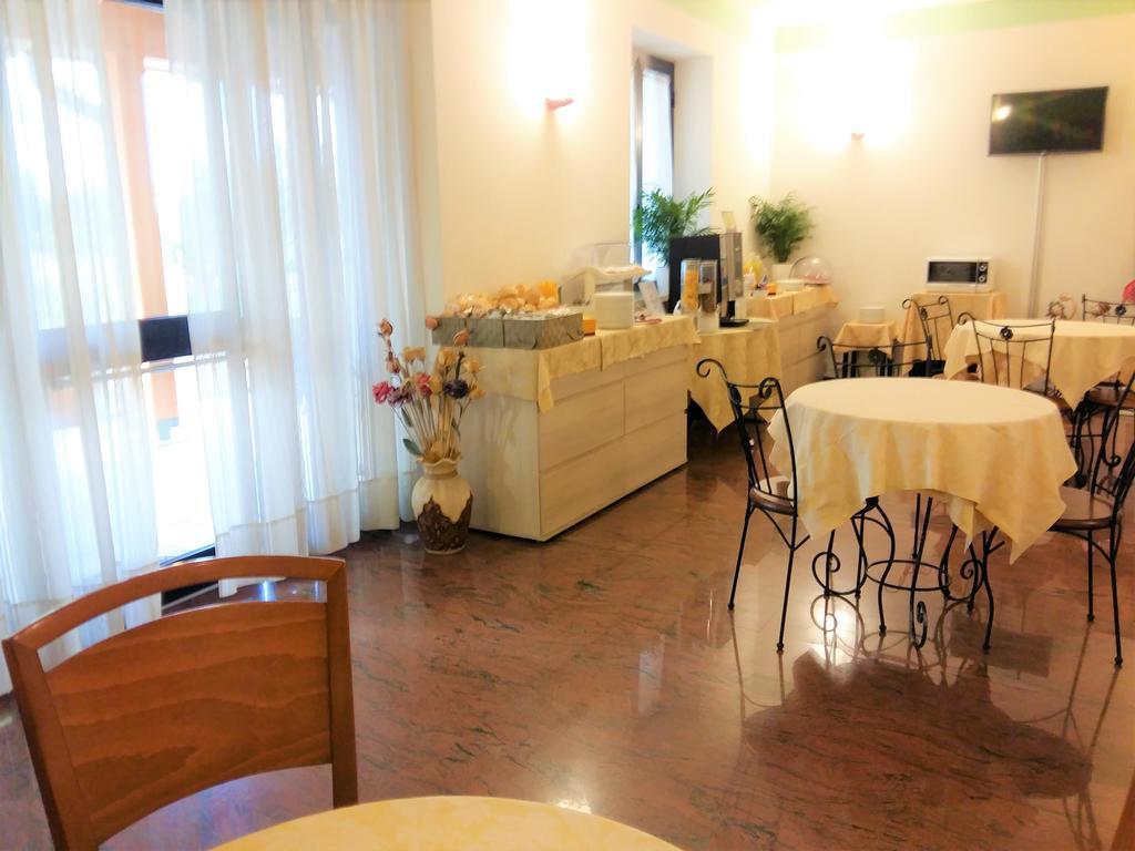 Hotel La Rama Lazise Bagian luar foto